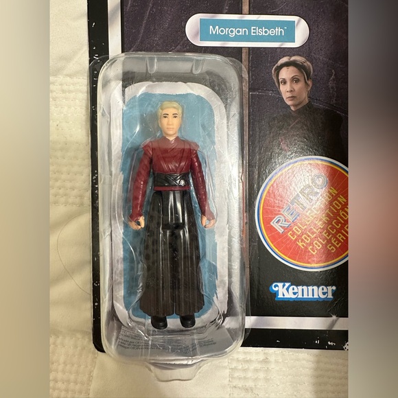 Star Wars Retro Morgan Elsbeth Action Figure - Picture 3 of 5